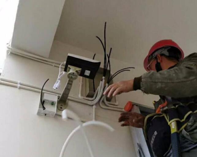 小知識(shí)：襄陽(yáng)監(jiān)控系統(tǒng)安裝如何實(shí)現(xiàn)防盜報(bào)警功能！請(qǐng)看獵鷹介紹！