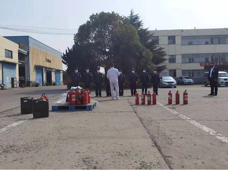 獵鷹保安公司積極組織，開展消防實戰(zhàn)演練，防患于未“燃”