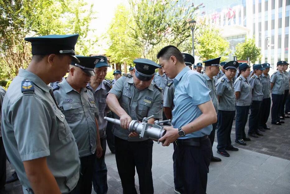 有保安與沒(méi)保安的小區(qū)，你會(huì)選擇哪個(gè)小區(qū)呢？